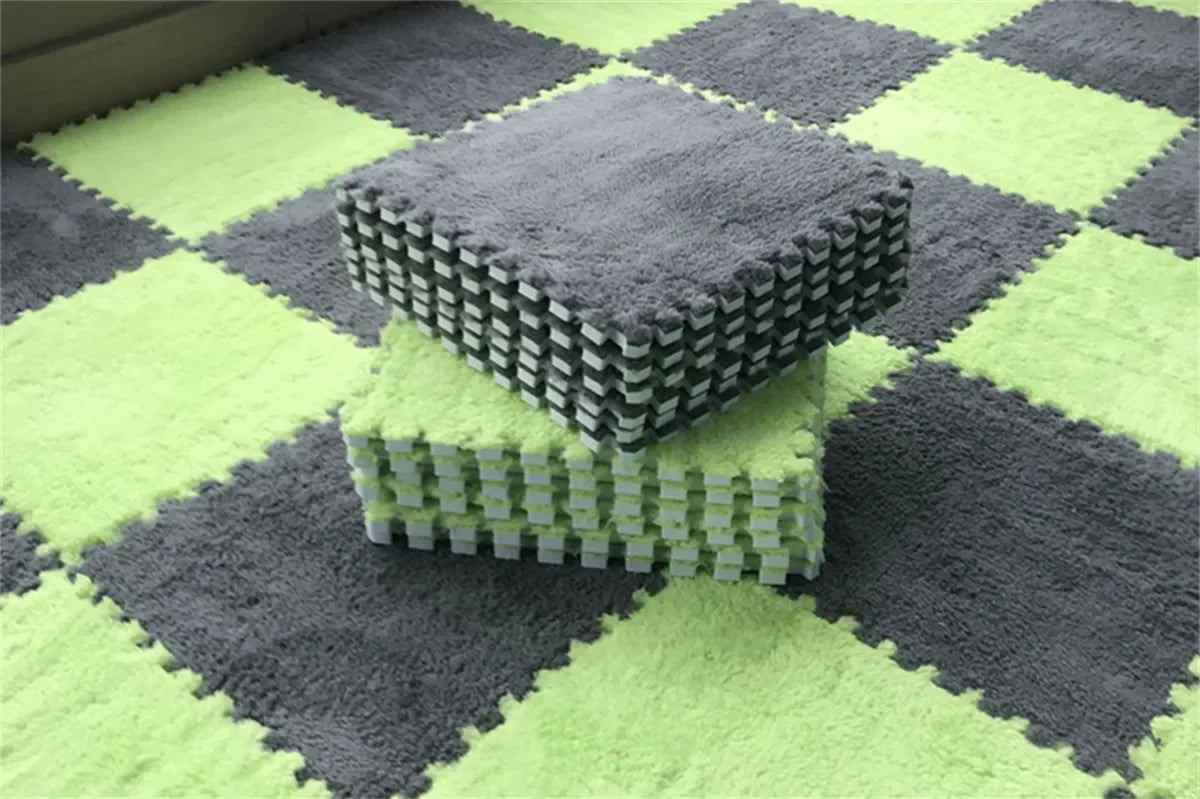 CloudTiles Interlocking Puzzle Carpet Pieces